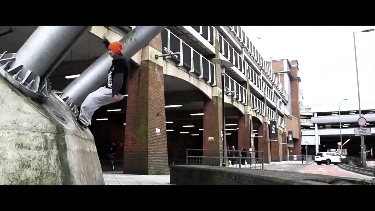 EPIC EXTREME SPORTS BATTLE Parkour vs Urban Downhill 4K