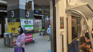 3257與3033 正常狀態新左營站停靠交會