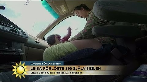 Paret tvingas förlösa sin son i bilen - allt fångas på film