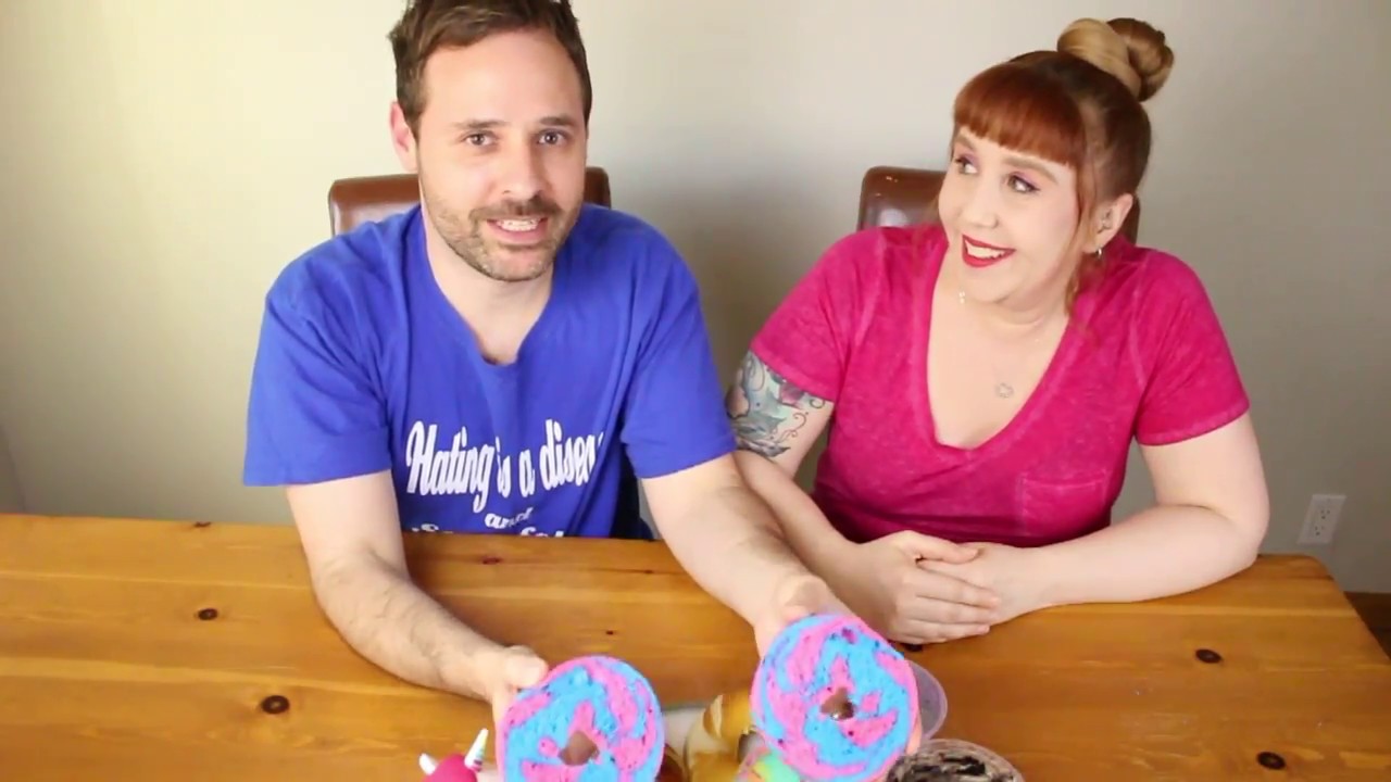 NYC Rainbow Bagels! Were They Made By Unicorns?! | ***Mystery Giveaway Winner Announced!***