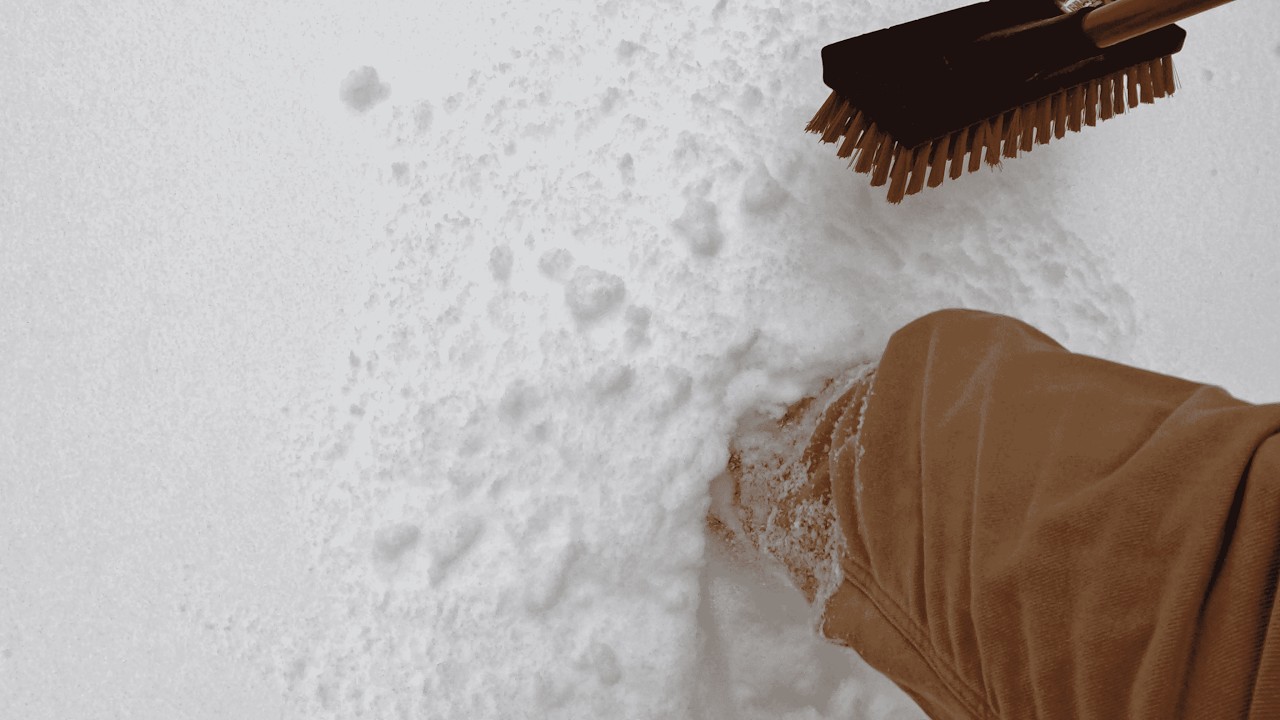 60 см свежего снега. Отключите систему контроля тяги. 