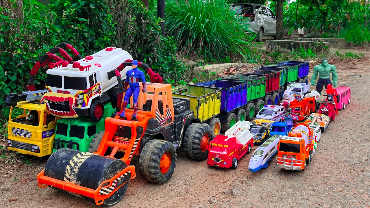 Mantap !! Truk oleng bongkar mobil mobilan, mobil balap, excavator, truk pasir, beko keruk