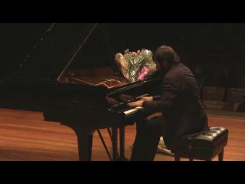 Alexander Korsantia plays Chopin Nocturne Op. 15 No. 1 (Live) in HD