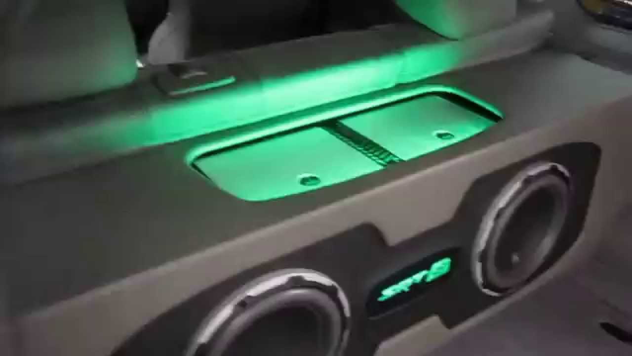 2007 Jeep Cherokee SRT8 Custom Sound System - YouTube