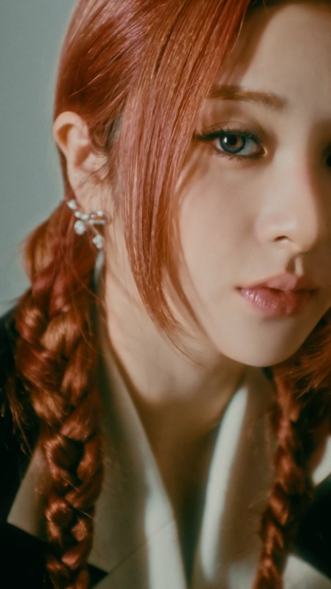 LE SSERAFIM (르세라핌) JP 3rd SG 'CRAZY' CONCEPT CLIP - BLACK INSANITY #HUHYUNJIN #허윤진
