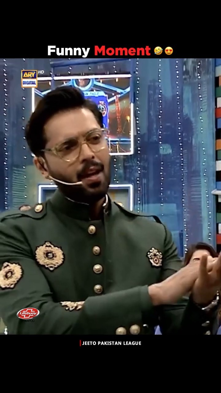 4 Tola niklega ? Funny Moment #jeetopakistanleague #fahadmustafa #kubrakhan #shorts