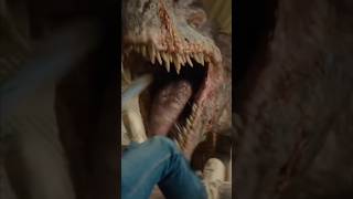 Anne Hathaway VS Dinosaur🤣 The Winner is??! #film #dinosaur #movie #horror #funny #trending #memes