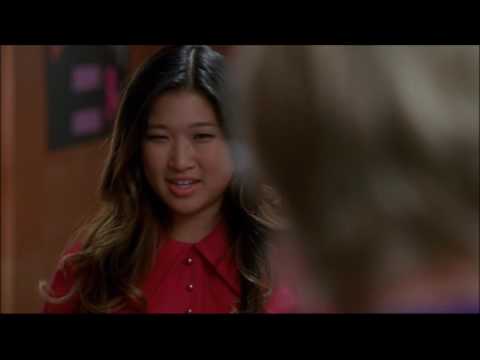 glee---sue-destroys-one-of-the-purple-pianos-3x01