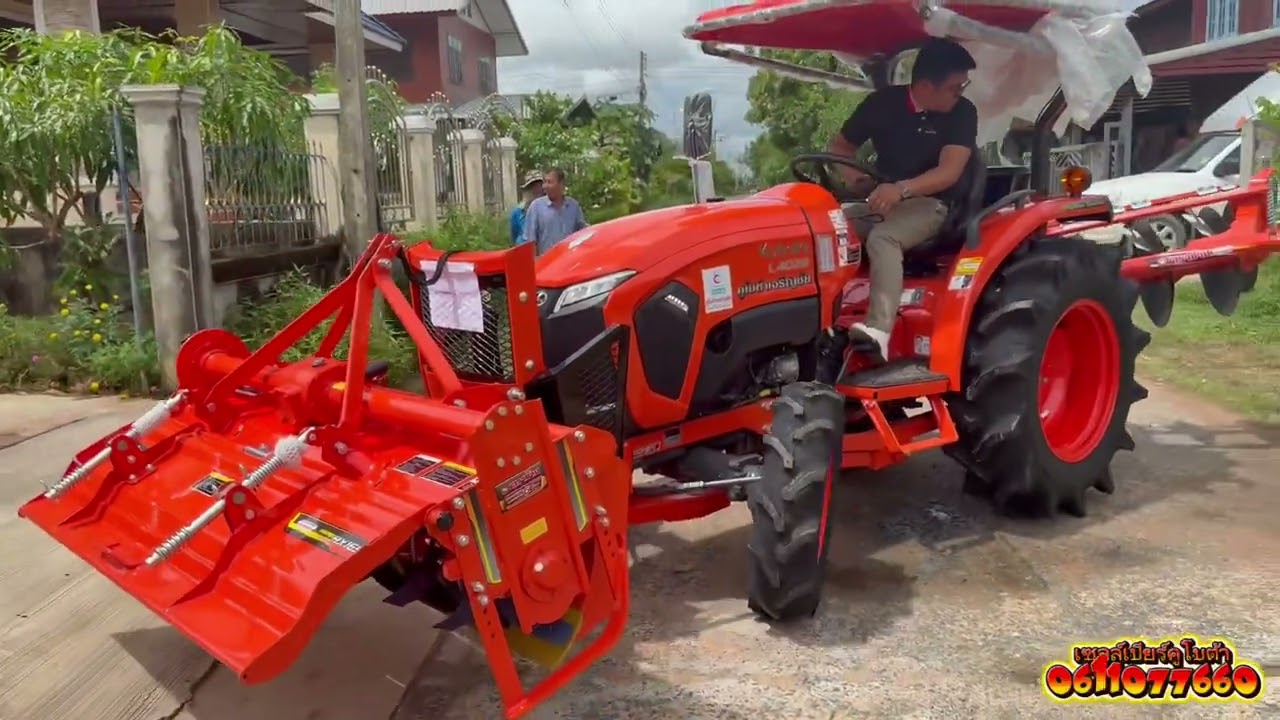 #L4028 ￼ ส่งมอบรถแทรกเตอร์L4028 คุณเสริมศักดิ์ ทวีศรี บ.โพนทอง ต.บ้านไทย อ.เขื่องใน จ.อุบล 