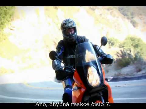 Video: Co je výtlak na motocyklu?