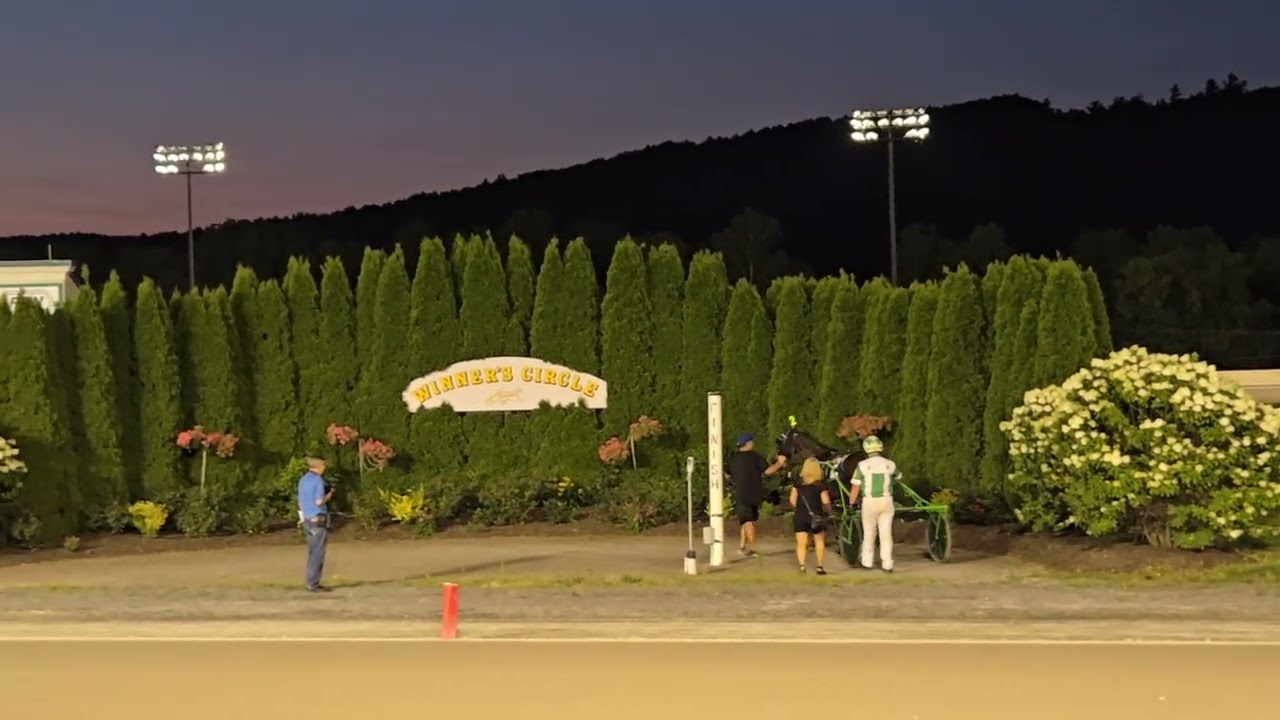 Tioga Downs 24 Finish Race 10