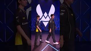 AURAAAA 9999+++ 🥶#MWIatEWC26 #MWIatEWCMainStage #WellPlayed #Dynamic #Vitality ONIC