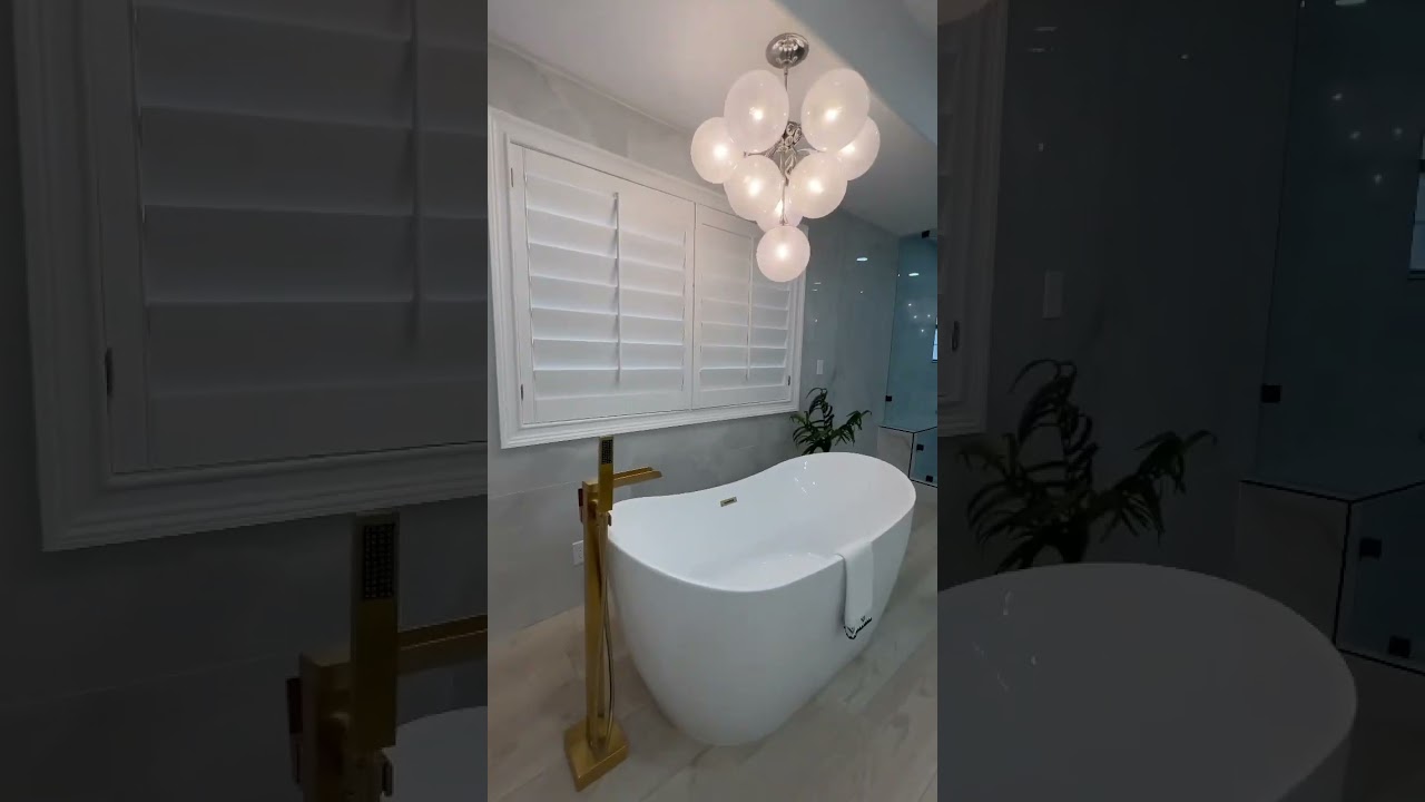 💰3,650,000 Las Vegas Estate! Two primary suites are better than one🤩 ￼Full video on our page ➡️