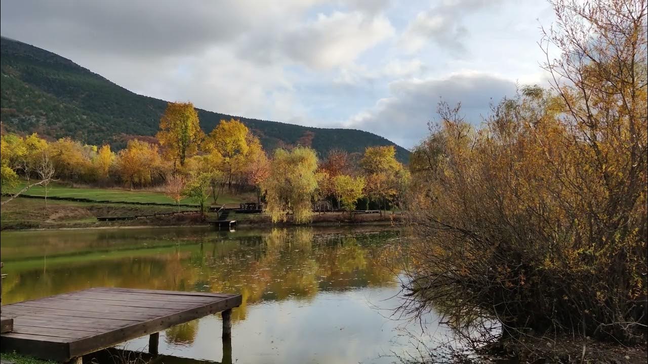 Озеро Блау Швейцария осень