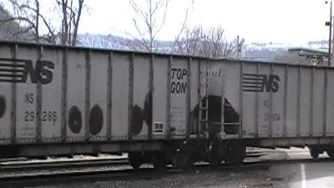 NS Empty Coal Races Across PA Rte. 837