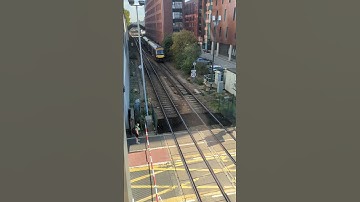 EMR Class 170 (170502) passing Brayford Crossing