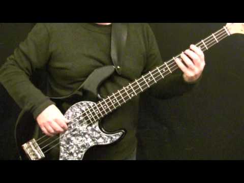 how-to-play-bass-guitar-to-smooth-operator---sade