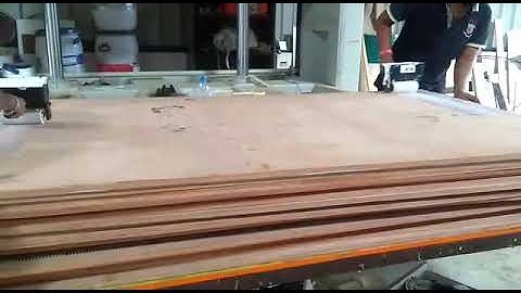 How to the press laminate sheet on the plywood in cold press machine