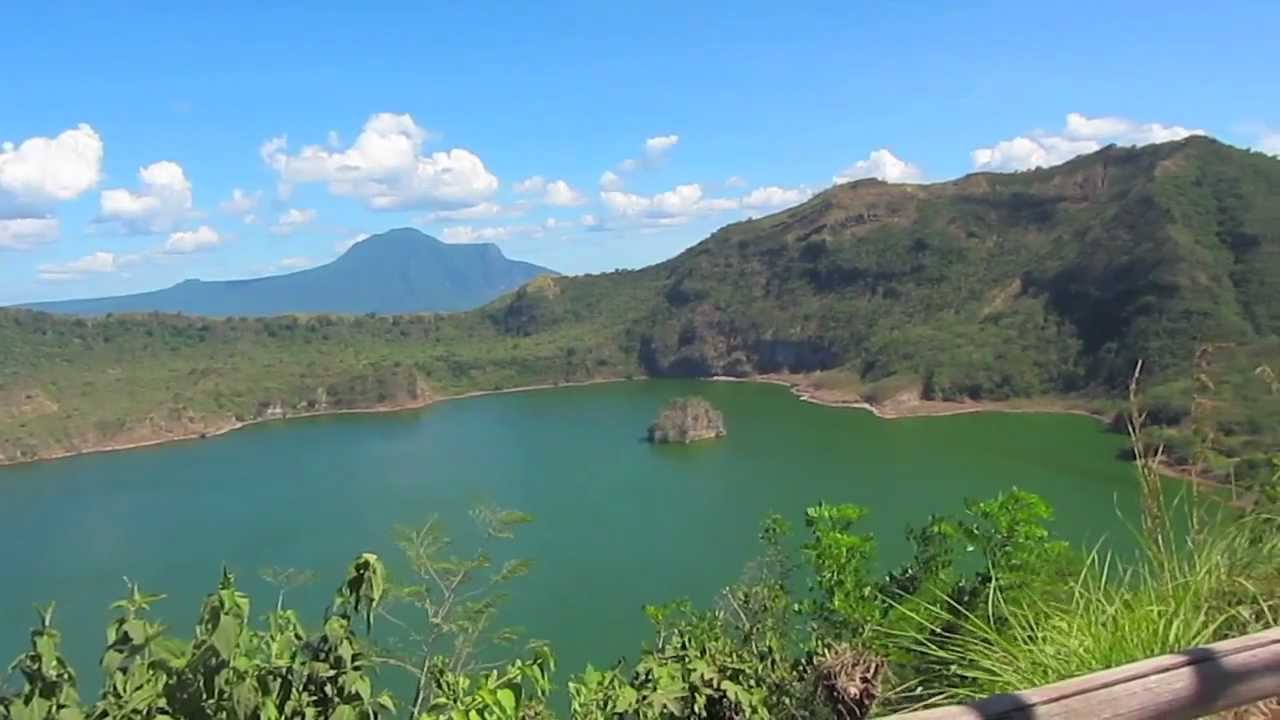 volcano tour manila