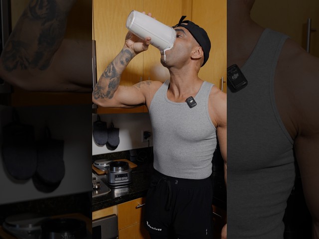 EASIEST WAY TO GET IN 50G OF PROTEIN