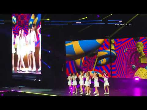 [FANCAM] 170624 TWICE (트와이스) KCON17NY - Knock Knock (Full View)