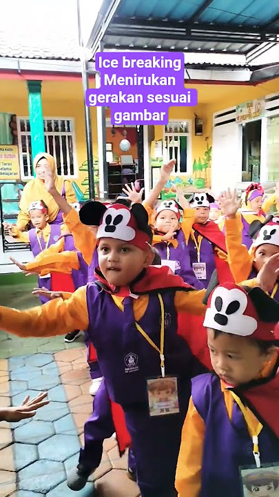 ice breaking menirukan gerakan sesuai Gambar MPLS paud sriwijaya 2025