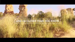 Video-Miniaturansicht von „Closer Than You Know - Lyric/Music video - Hillsong United - Empires 2015“