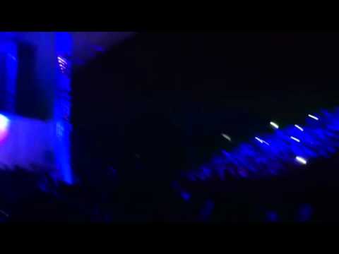 Regardez 아카라카 sur YouTube