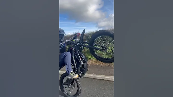 First ride on the 72v monster!💨           #surron #wheelie #rider #bikelife  #subscribe #ebikekilla
