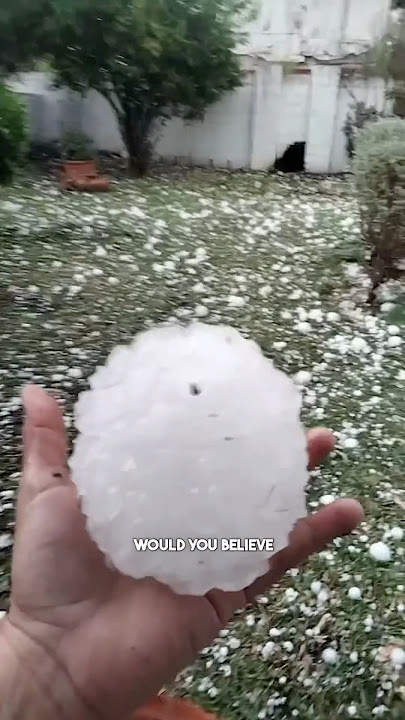 Download lagu Ever seen HAIL this size?! 🤯