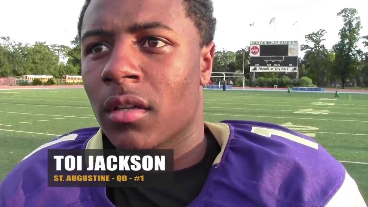 St. Augustine blows by Brother Martin for 49-21 Homecoming victory