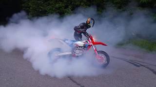 2018 is EPIC || KTM EXC 500 || KTM SMC-R || KTM 690 Duke R || Wheelies || Burnout