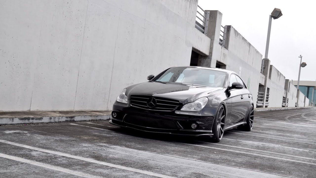 black Mercedes-Benz sedan #mercedes-benz #amg #clk-class cls 63 #720P #wallpaper