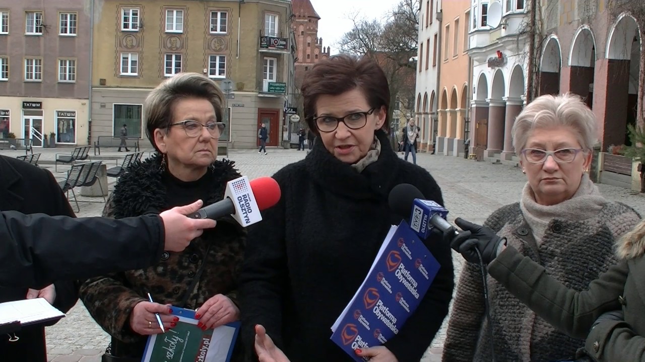video to gif OLSZTYN24: Konferencja prasowa ws. referendum szkolnego