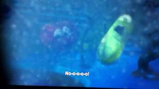 Larry The Cuber Says Nooooo Underwater