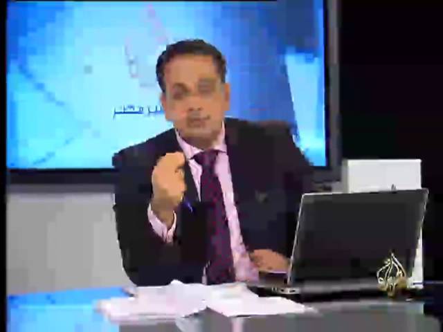 مصر بين طريقين.. تفجير ارهابي في سيناء وحديث عن التحصين