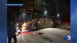 Lsu Team Bus Slides Off Icy Arkansas Road Into Ditch