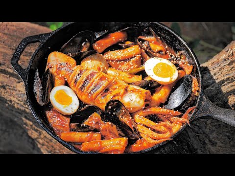 통 오징어 떡볶이 만들기 / 해물떡볶이 레시피 / 캠핑요리 / 캠핑한끼