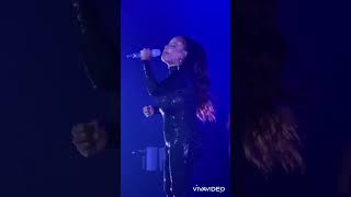 Amel Bent - Tu n’es plus là - Saint-Chamond 19.09.23