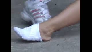 Tracy Sprains Her Ankle