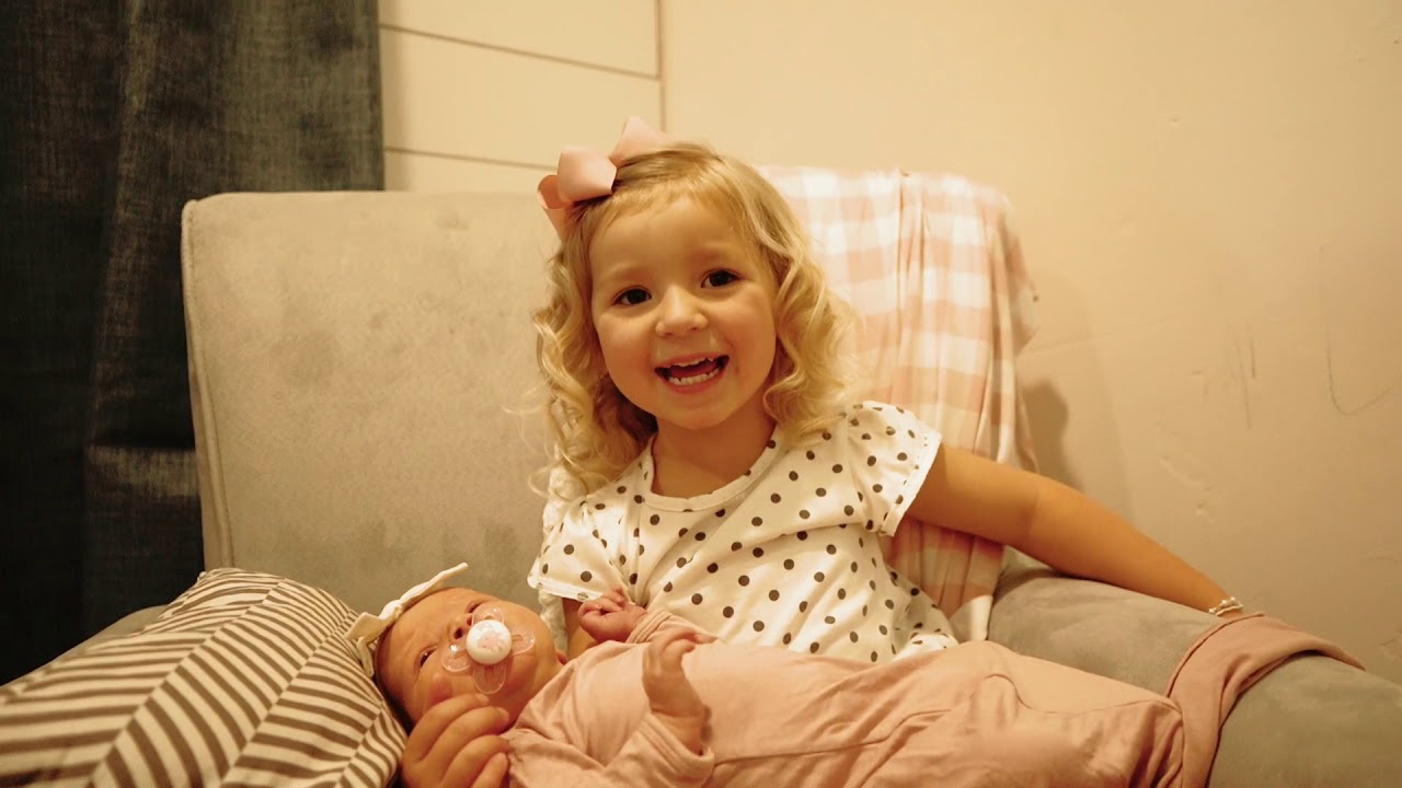 Our family of FIVE!! - YouTube