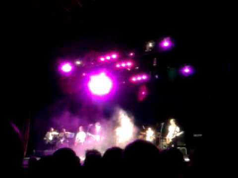 YouTube पर Фліт та друзі - Не ми, Flit, Live, 2010 देखें YouTube पर Фліт та друзі - Не ми, Flit, Live, 2010 देखें