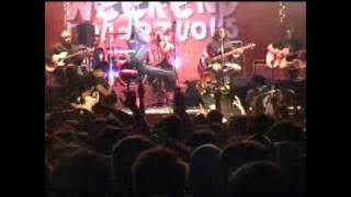 7kurcaci -bicaralah (live akustik).