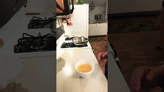 huevosensalsaroja comidacasera comidamexicana viralshort  viralvideo