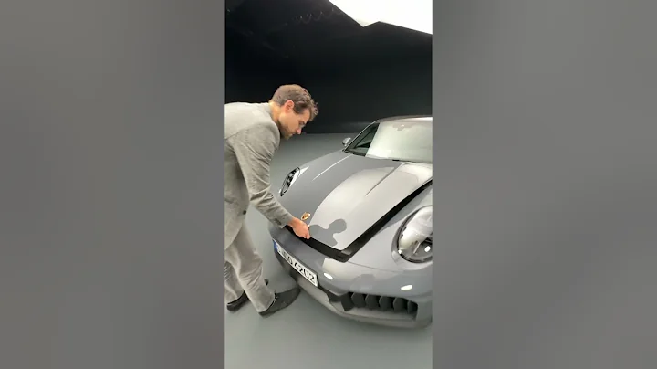 The New Porsche 911 GTS is a Hybrid 😎! #shorts