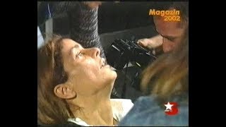 Derya Tuna kameralar önünde vuruluyor - 2002 Resimi