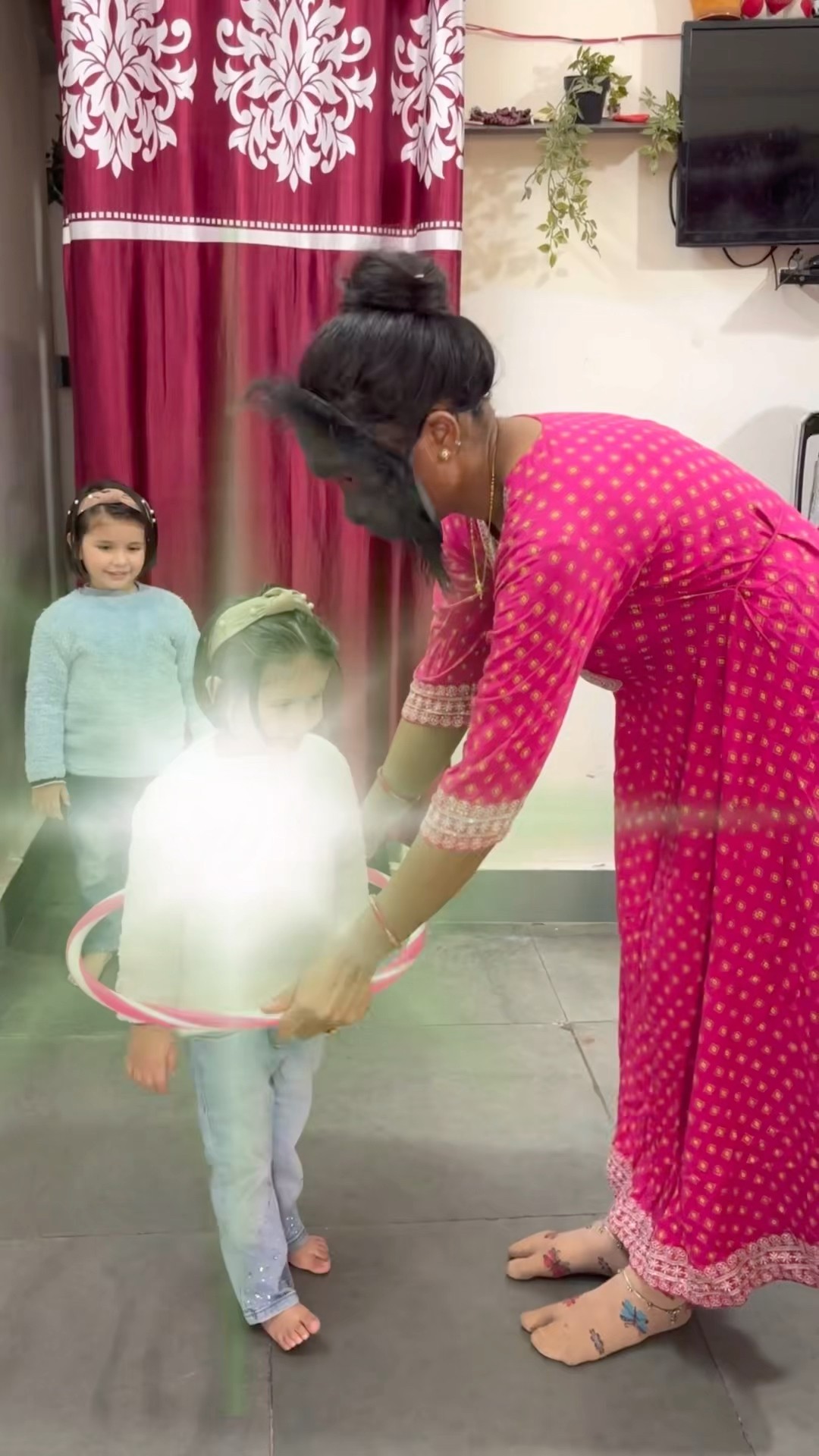 Vedika akshita or mumma gayab ho gaye