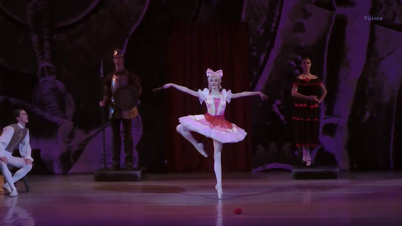 スパニッシュ、ドリーブ バレエ「コッペリア」第2幕 第18曲 ボレロ、パンチェンコ、マラーホフ版、キエフバレエ学校 YouTube