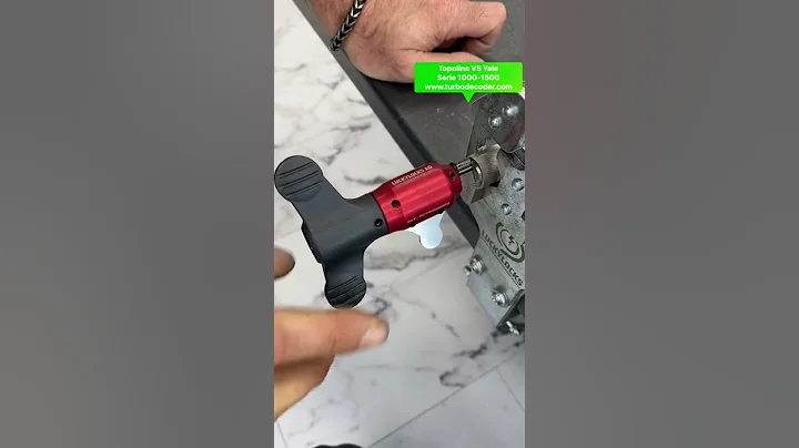 Topolino VS Yale serie 1500 more info : www.turbodecoder.com