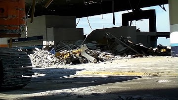 Demolition of Terminal 6 JFK (TWA & JetBlue